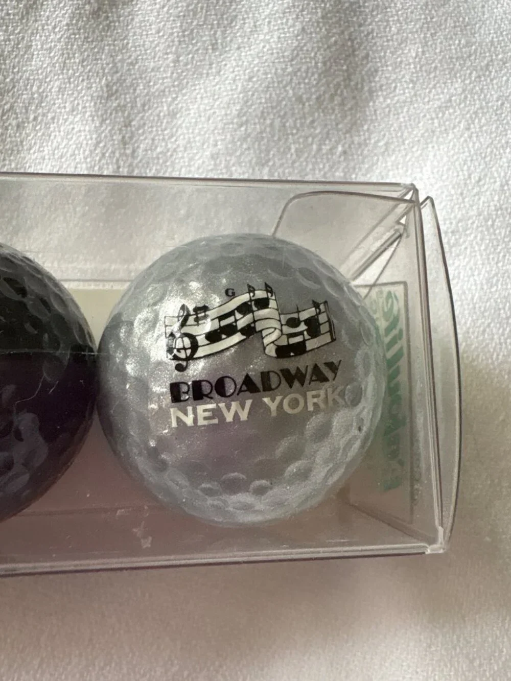 Y2K New York Golf Balls Gift Set - Gold Black & Silver - Broadway & Times Squar - Picture 9 of 9